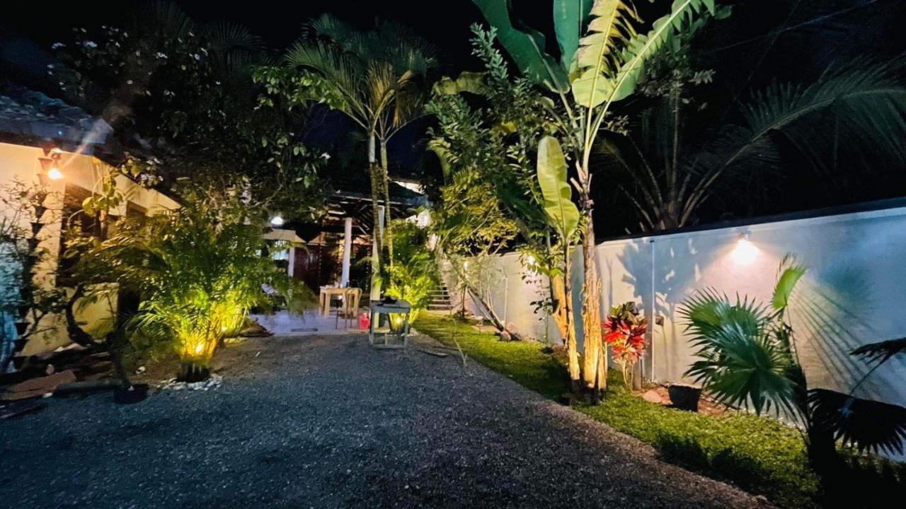 Rituale Guest House - Surf & Yoga Mirissa Εξωτερικό φωτογραφία